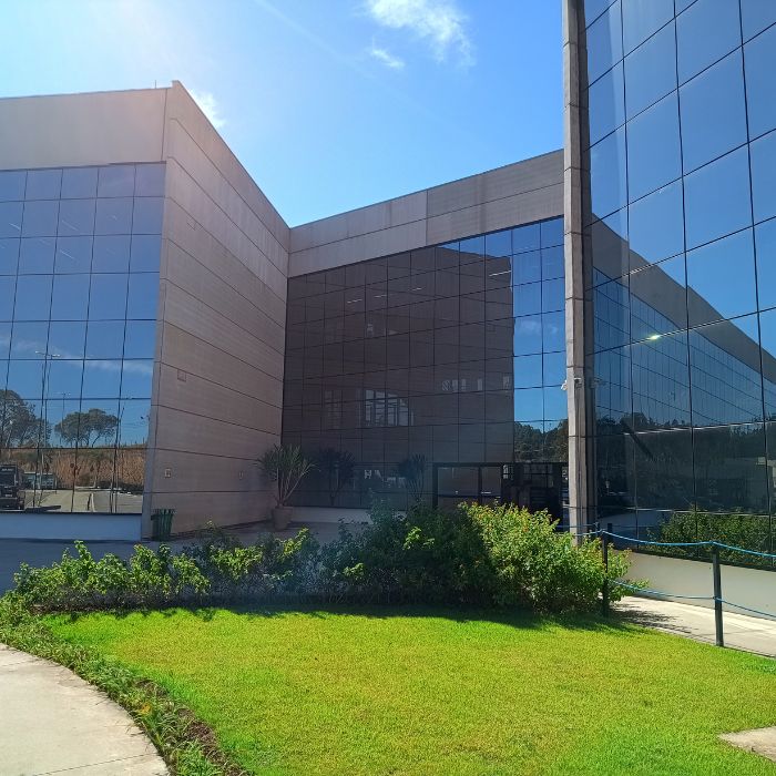 Centro Administrativo Bandeirantes - Vista Externa - Frente