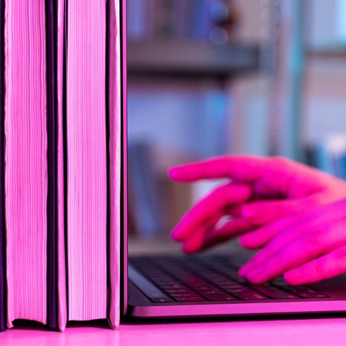 botebook e livros