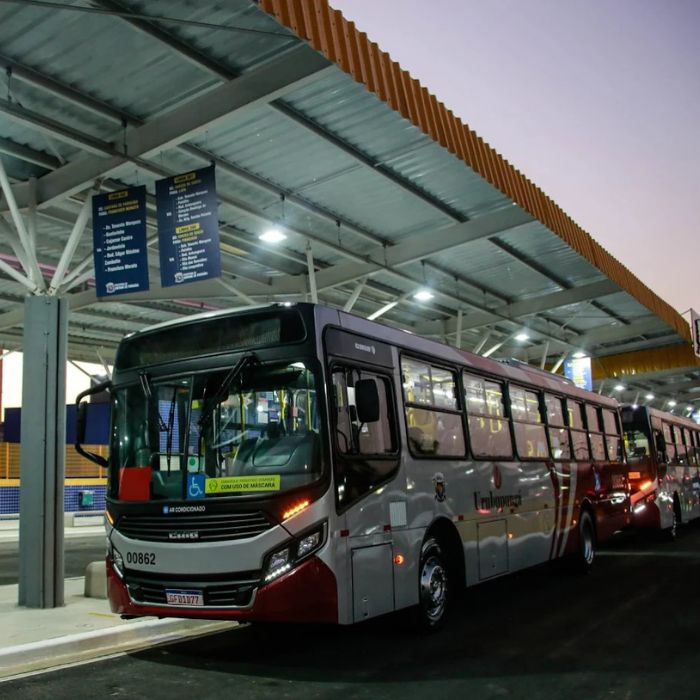 terminal de ônibus
