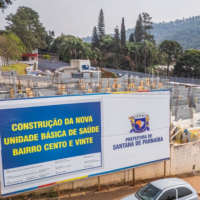 placa obra ubs 120 em construção