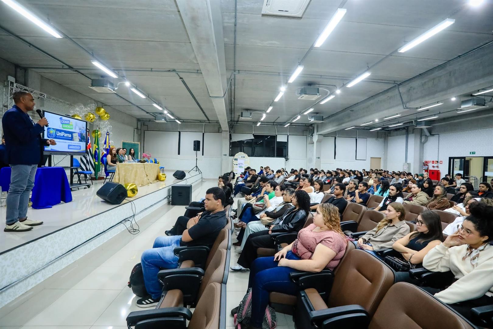 Implantação da Universidade Virtual de Santana de Parnaíba-UNIPARNA